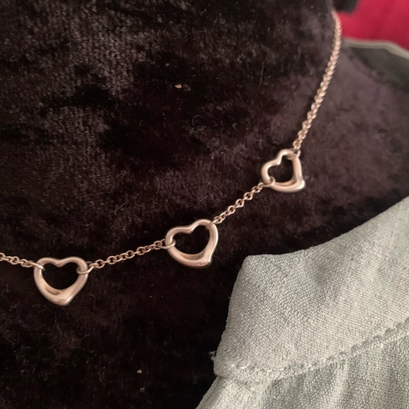 Sold ❌❌❌ Tiffany and CO. Elsa Peretti Five Open Heart Silver Necklace🌸 - Picture 10 of 11